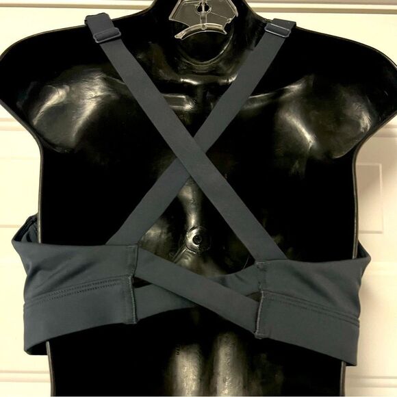 Victoria's Secret Sport Gray Mesh Adjustable Sports Racerback bra Cut Out L - Picture 3 of 8